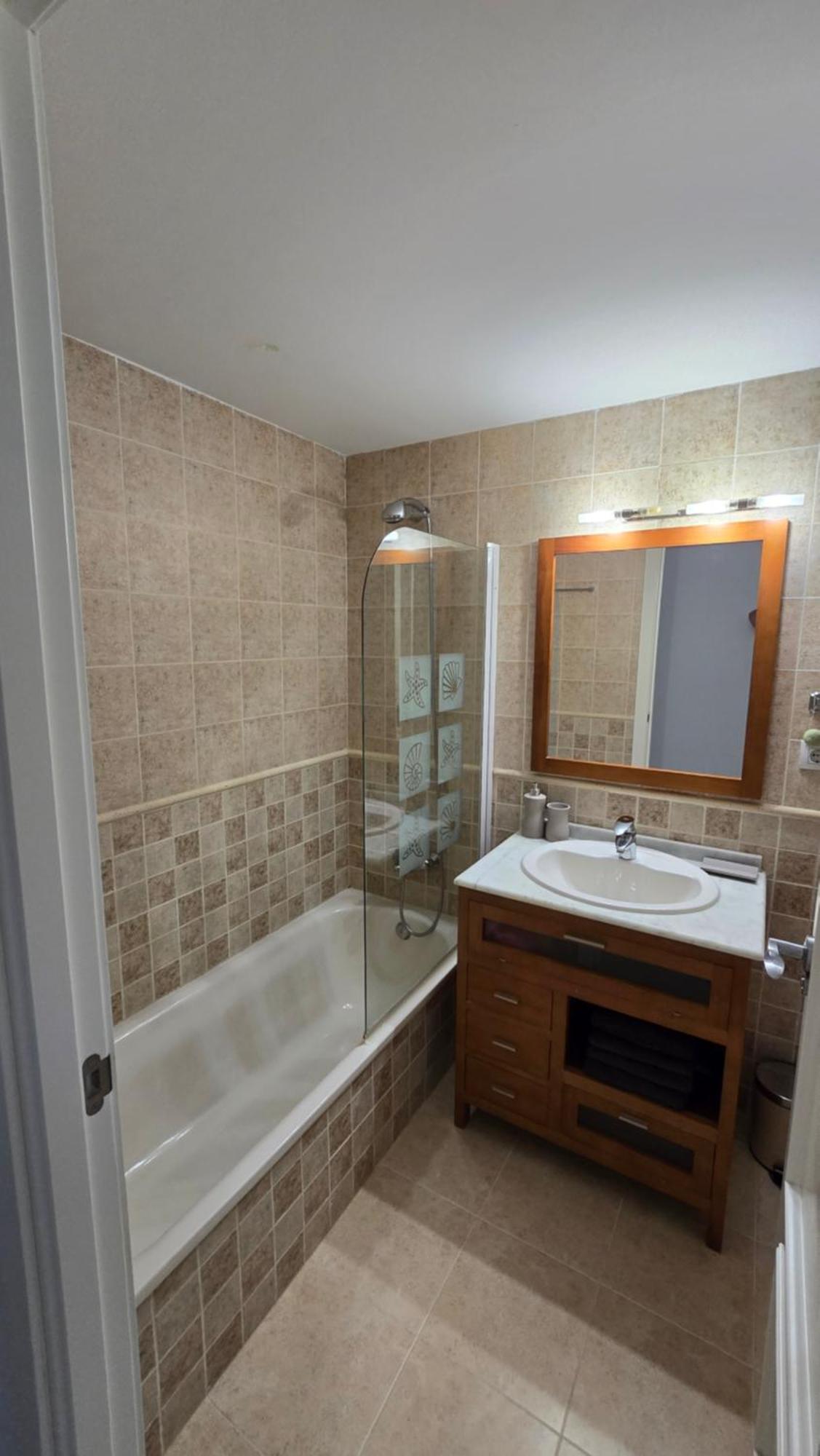 Apartamento A Lovely Swimming Pool, Parking, Padel *