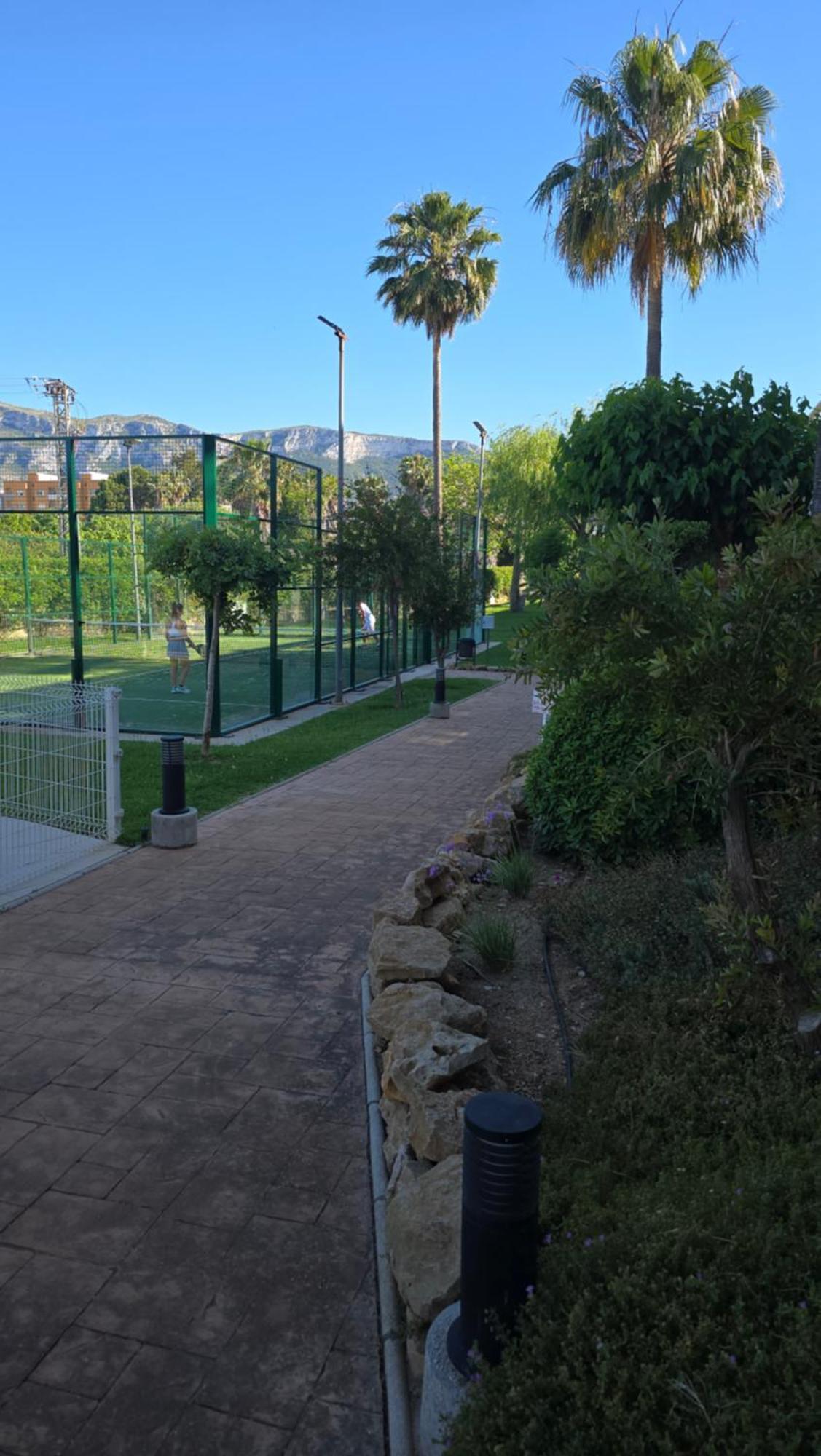 Apartamento A Lovely Swimming Pool, Parking, Padel